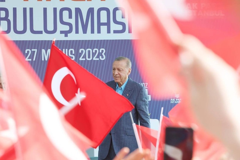Son dakika! Cumhurbaşkanı Erdoğan: Sandıklar sizlere emanet, ülkem sizlere emanet - Resim : 3