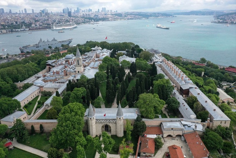 Fatih Sultan Mehmet tarafından inşa edilen Topkapı Sarayı dron ile görüntülendi - Resim: 17