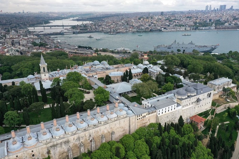 Fatih Sultan Mehmet tarafından inşa edilen Topkapı Sarayı dron ile görüntülendi - Resim: 18