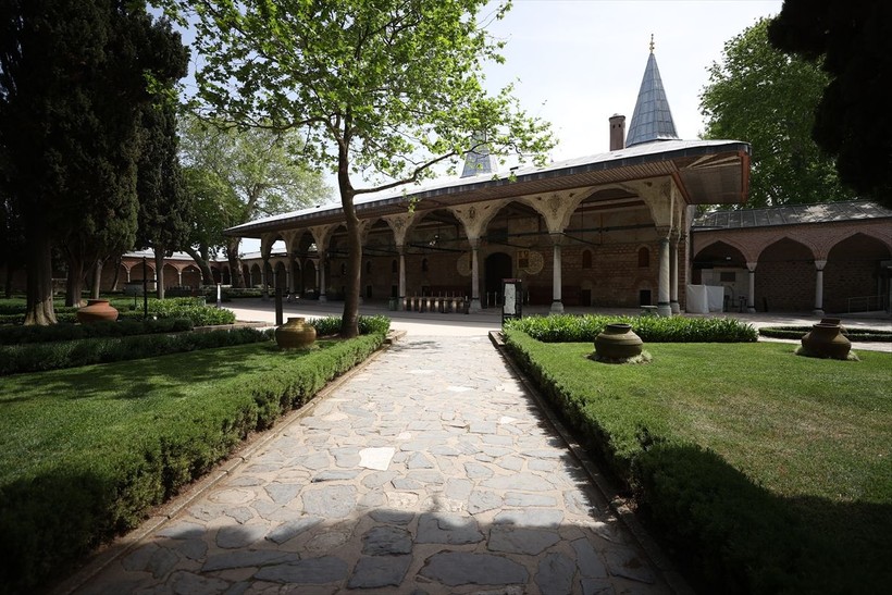 Fatih Sultan Mehmet tarafından inşa edilen Topkapı Sarayı dron ile görüntülendi - Resim: 129