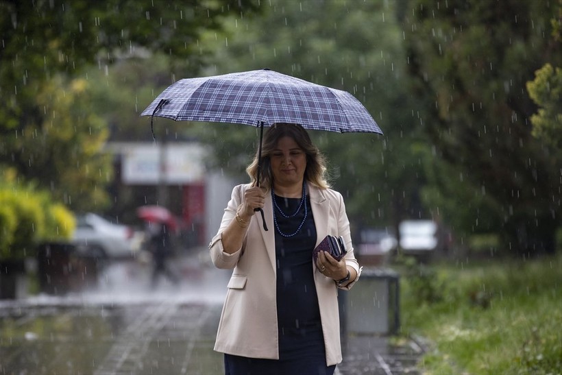 Meteoroloji hava durumu raporunu yayımladı! Rapora göre 16 kente sarı ve turuncu kodlu uyarı yapıldı - Resim: 13