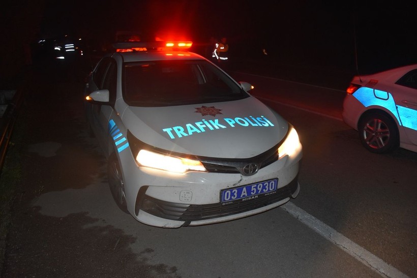 AK Parti Grup Başkanvekili Bahadır Yenişehirlioğlu ve oğlu trafik kazası geçirdi - Resim: 14