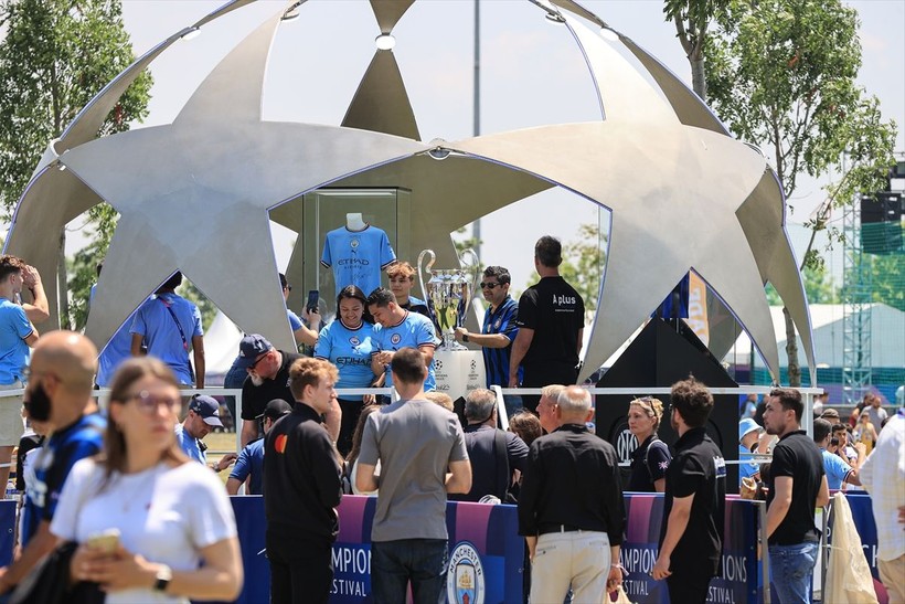 UEFA Şampiyonlar Ligi Finali kapsamında İstanbul'da düzenlenen UEFA Şampiyonlar Festivali sona erdi - Resim: 8