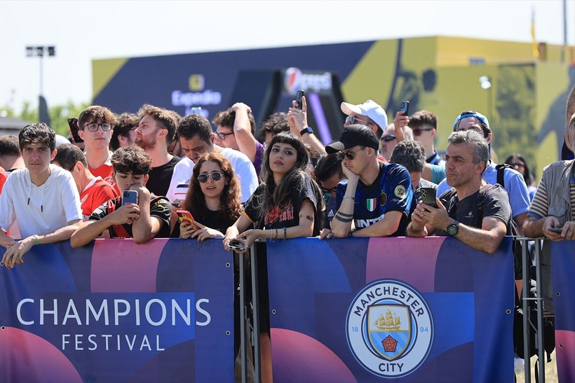 UEFA Şampiyonlar Ligi Finali kapsamında İstanbul'da düzenlenen UEFA Şampiyonlar Festivali sona erdi - Resim: 13