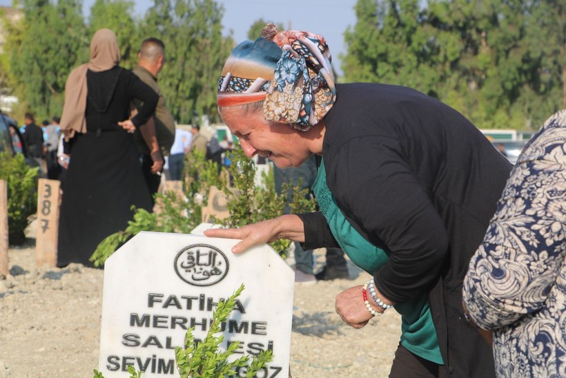 Deprem bölgesinde buruk bayram! Onların ilk ziyareti kabristana - Resim: 7