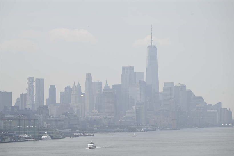 Kanada'da meydana gelen yangının dumanları New York'a ulaştı: Kent duman altında kaldı - Resim: 12