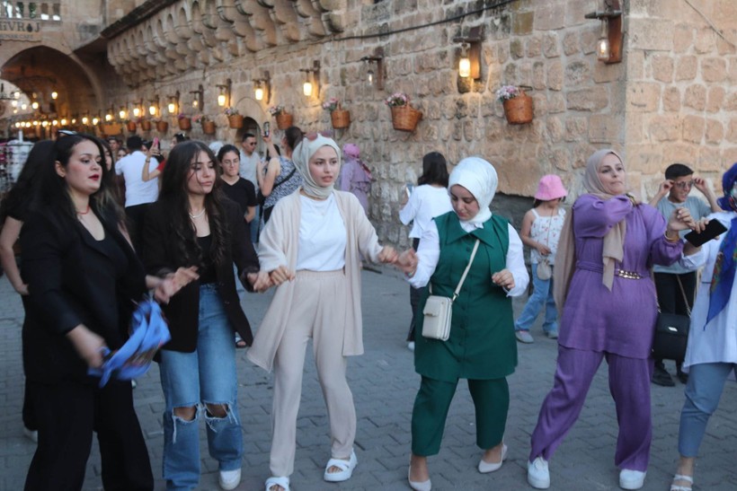 Dinler ve Diller Diyarı Midyat, Kurban Bayramı'nda rekor ziyaretçiye ulaştı - Resim: 5