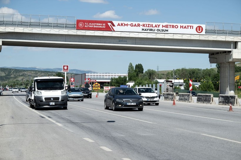 Kurban Bayramı tatili sona erdi! Tatilcilerin dönüşü uzun kuyruklar oluşturdu - Resim: 21