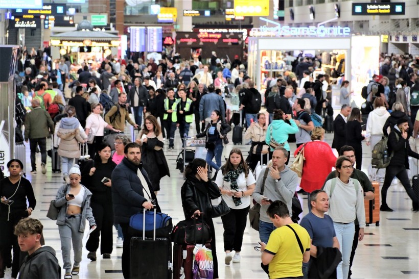 Antalya'ya 6 ayda hava yoluyla gelen turist sayısı 5.5 milyonu geçti! Rekor yine Ruslarda - Resim: 6