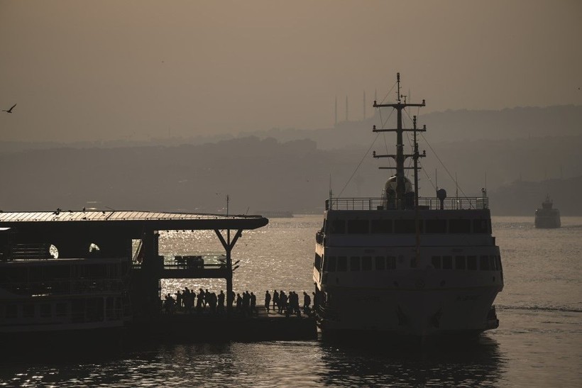 İşte İstanbul'un en sıcak ilçeleri! Sokaklar boş kaldı dışarı çıkan gölgelik aradı - Resim: 17