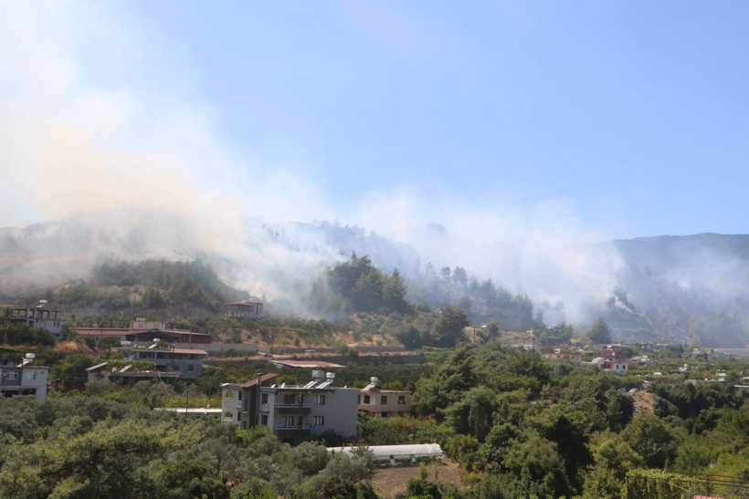 Son Dakika: Hatay'da ve İzmir'de orman yangını! - Resim: 4