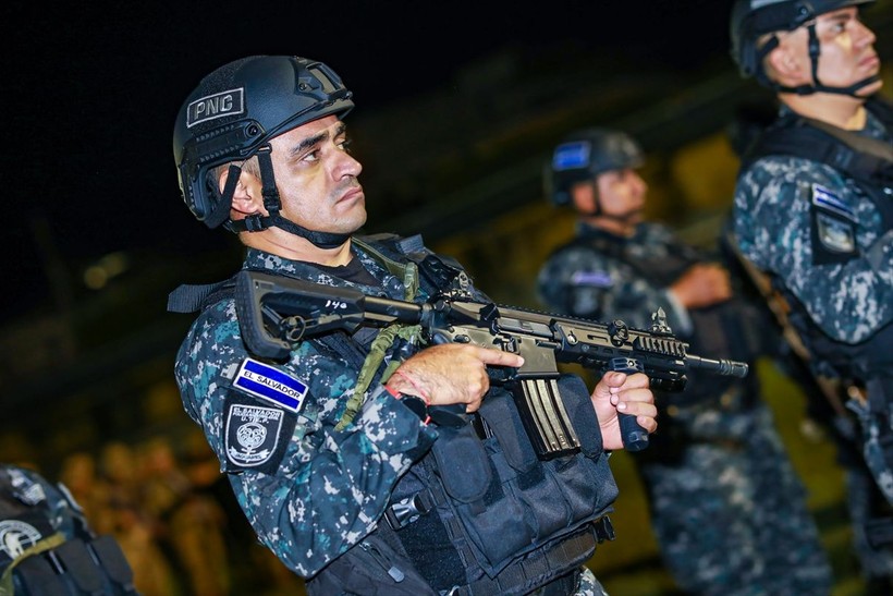 El Salvador'da çetelerle mücadele için Cabanas vilayeti kuşatma altına alındı - Resim: 4