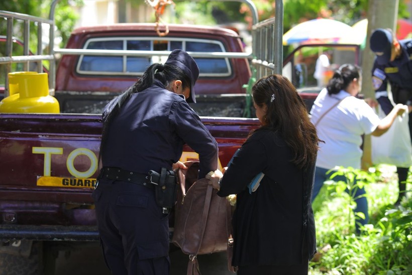 El Salvador'da çetelerle mücadele için Cabanas vilayeti kuşatma altına alındı - Resim: 8