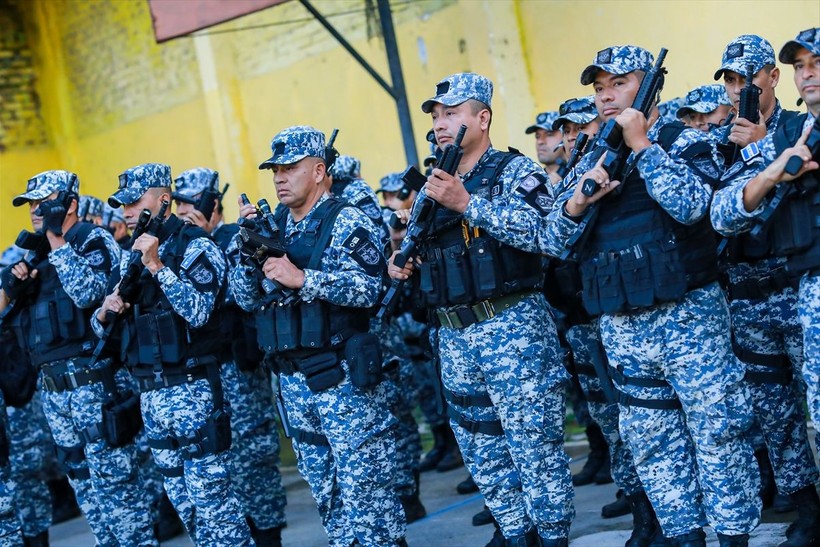 El Salvador'da çetelerle mücadele için Cabanas vilayeti kuşatma altına alındı - Resim: 14