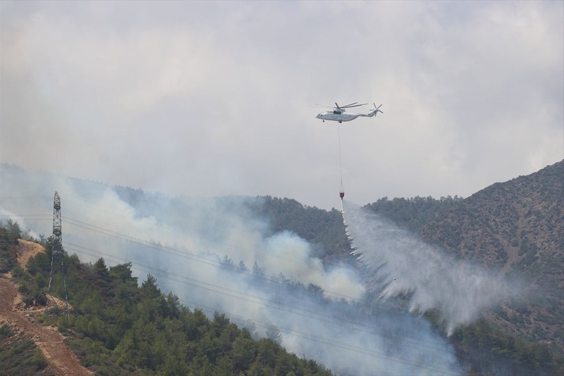 Türkiye genelinde 9 günde 148 noktada yangın çıktı! Envanterdeki tüm hava ve kara araçları kullanıldı - Resim: 9