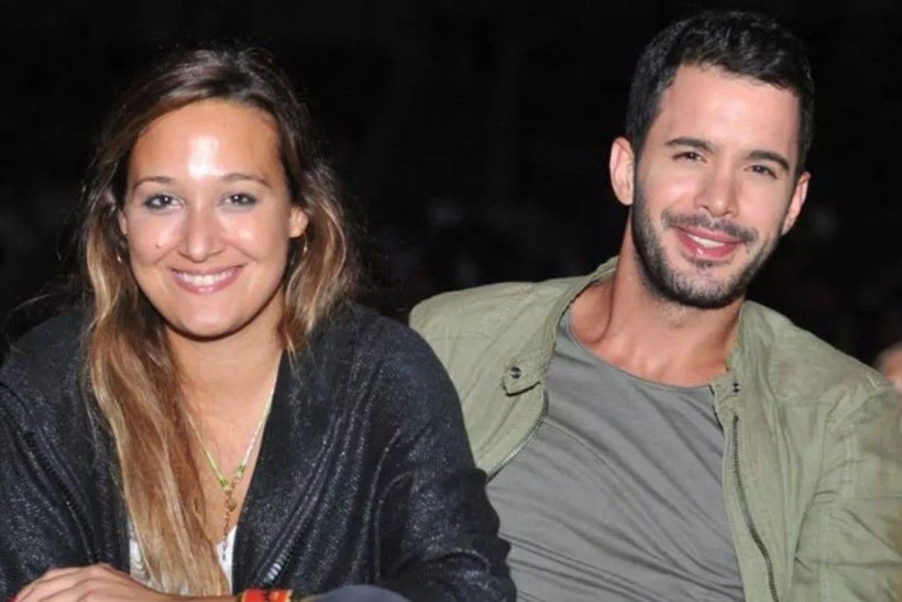 Barış Arduç ve Gupse Özay çifti, kızları Jan Asya ile Çeşme'de deniz keyfi yaptı - Resim: 3