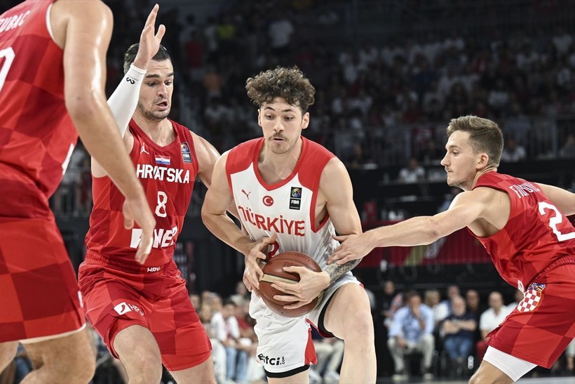 12 Dev Adam Hırvatistan'a 84-71 yenildi - Resim: 1
