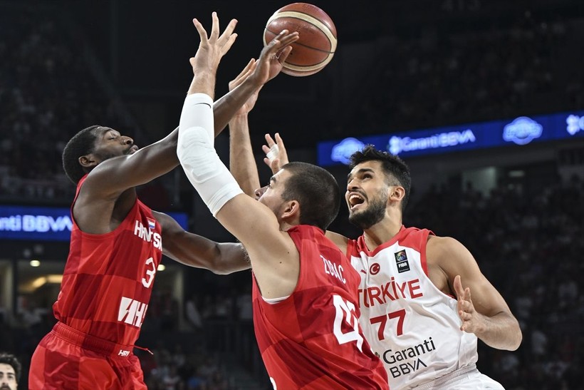 12 Dev Adam Hırvatistan'a 84-71 yenildi - Resim: 3