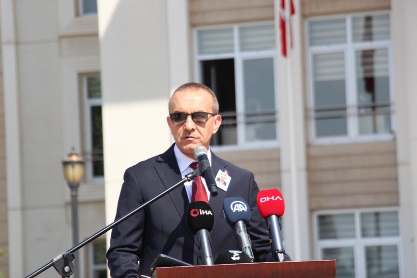 Kansere yenik düşen Gölcük Kaymakamı Yusuf Özdemir son yolculuğuna uğurlandı - Resim: 6