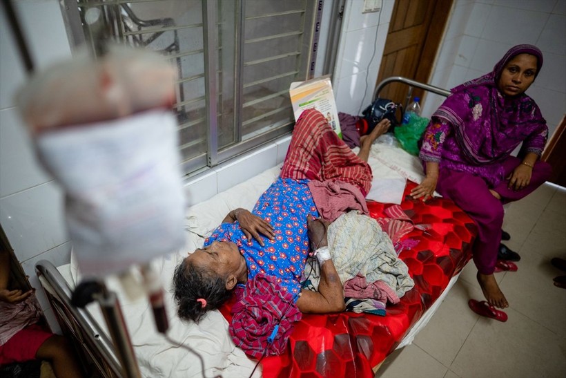 Bangladeş'te dang hummasından hayatını kaybedenlerin sayısı 618'e çıktı - Resim: 9