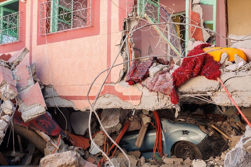 Fas'ı enkaza çeviren deprem! Göbek bağı kopmamış yenidoğan toprak altından çıkarıldı - Resim: 8
