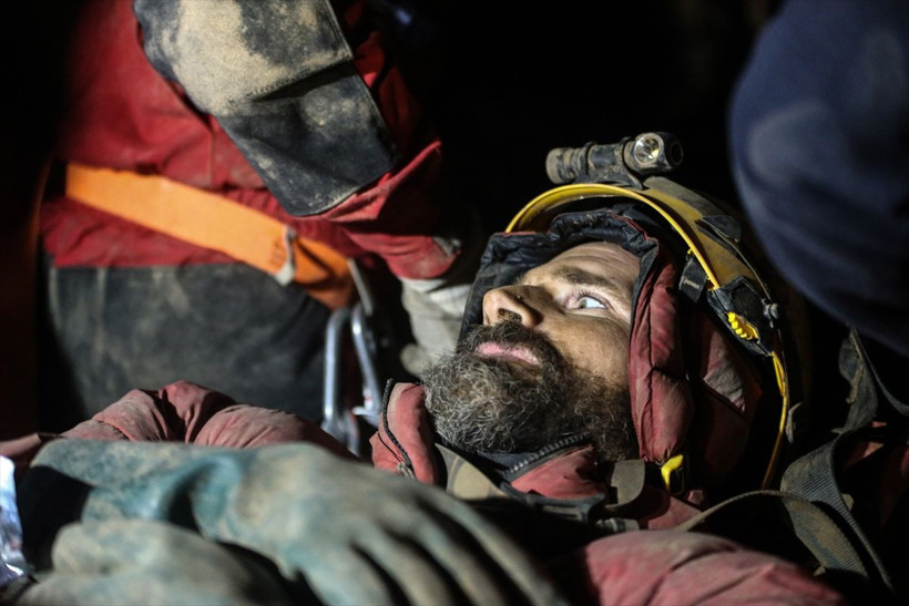 ABD'li dağcı Mark Dickey mahsur kaldığı Morca Mağarası'ndan 9'uncu gününde kurtarıldı! İşte film gibi operasyon - Resim: 12