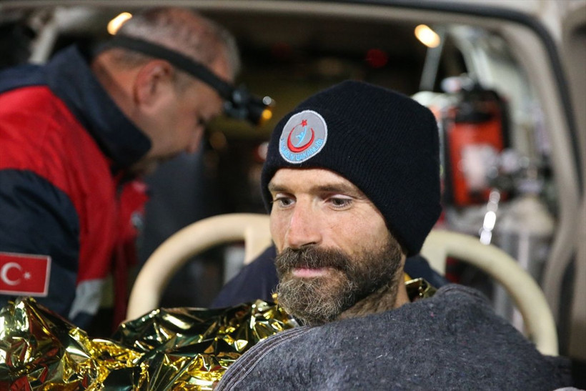 ABD'li dağcı Mark Dickey mahsur kaldığı Morca Mağarası'ndan 9'uncu gününde kurtarıldı! İşte film gibi operasyon - Resim: 16
