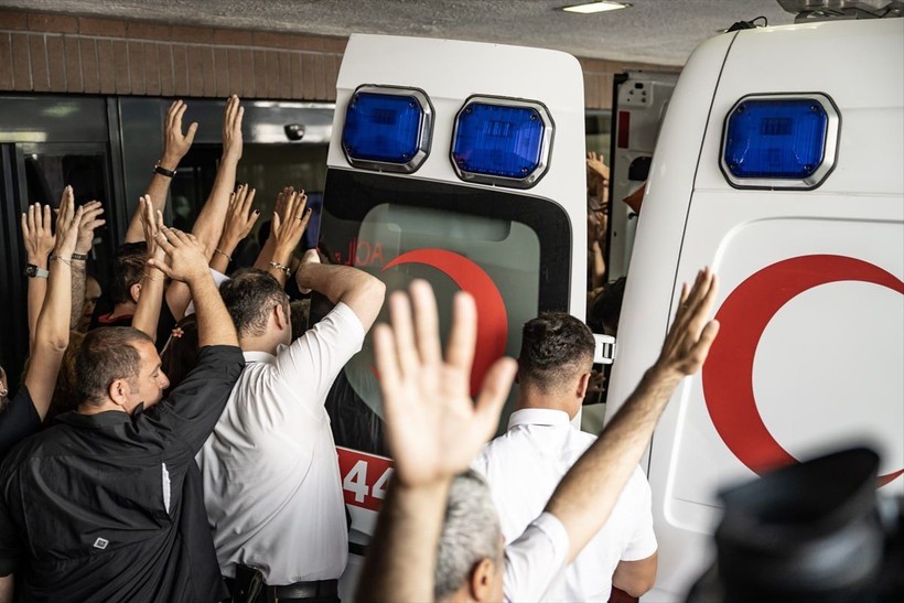 Ali Sabancı ve Vuslat Doğan Sabancı hakkında şoke eden iddia! Yardımcısının ahı mı tuttu? - Resim: 4