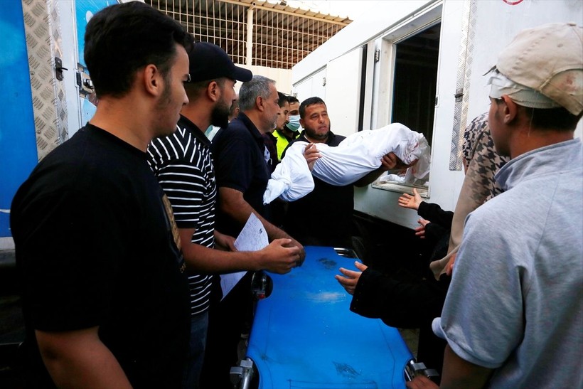 Gazze’de acı tablo! Morglar doldu cesetler dondurma dolaplarına konuluyor - Resim: 1