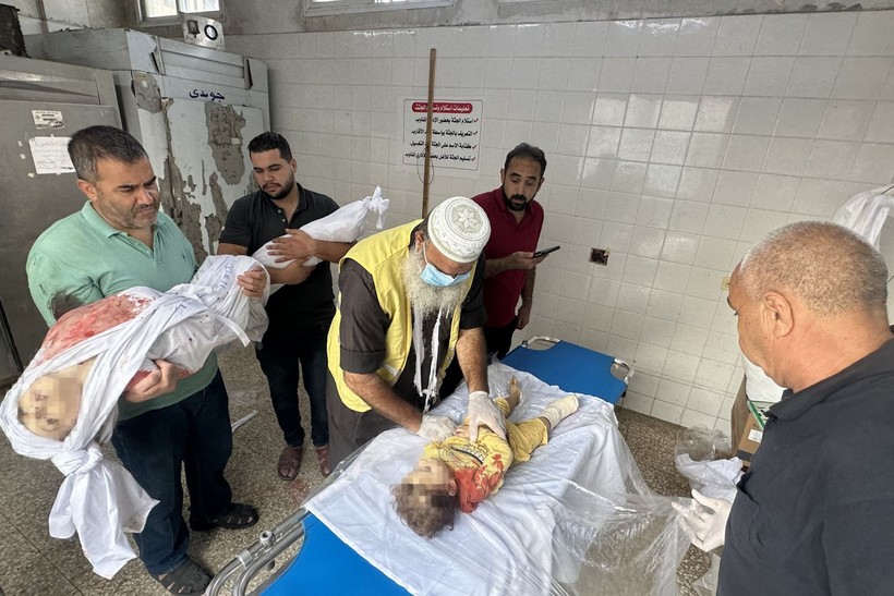 Katil İsrail Gazze'de can almaya devam ediyor! Minik bedenleri sırayla kefenlediler - Resim: 5