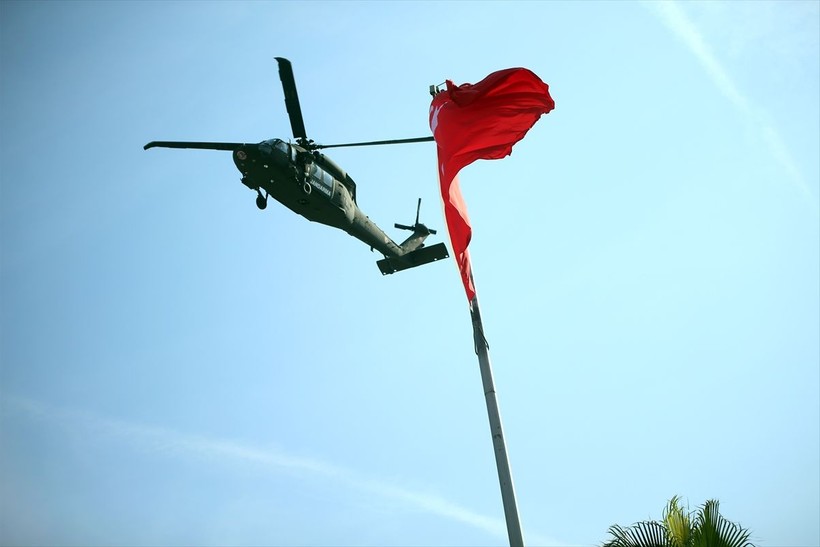 Türkiye iliklerine kadar Cumhuriyet'i kutluyor! Nereye baksan kırmızı-beyaz! 🤍❤️Meydanlarda 7'den 70'e 100. yıl coşkusu - Resim: 74