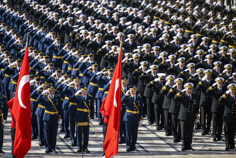 100. Yıl Kutlamaları nedeniyle Anıtkabir'de dün ziyaretçi rekoru kırıldı - Resim: 18