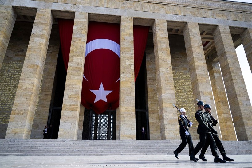 100. Yıl Kutlamaları nedeniyle Anıtkabir'de dün ziyaretçi rekoru kırıldı - Resim: 19