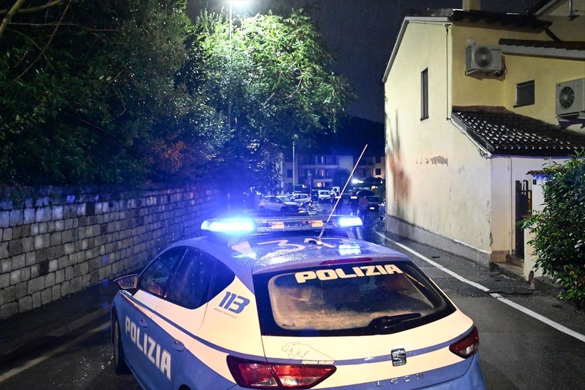 İtalya'da sağanak yağış can aldı! 3 ölü 7 kayıp - Resim: 24
