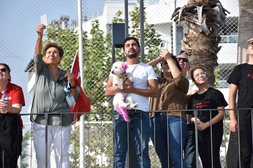 Türk yıldızları Ata'ya saygı için uçtu - Resim: 4