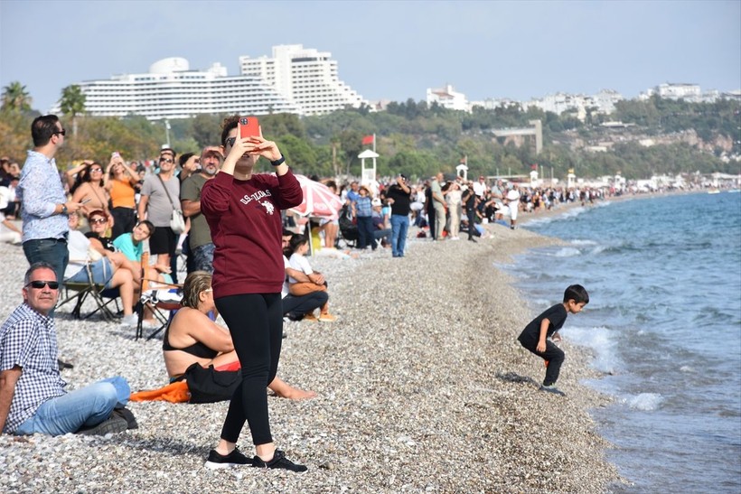 Türk yıldızları Ata'ya saygı için uçtu - Resim: 10