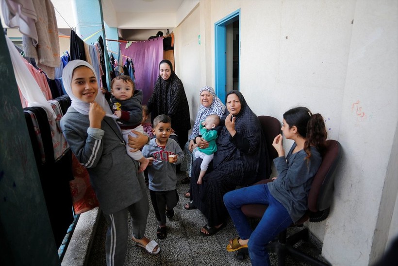 Soykırımcı İsrail saldırılarına devam ediyor! Gazze halkı yaşam savaşı veriyor... - Resim: 6