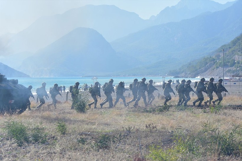 "Doğu Akdeniz 2023 Tatbikatı"nda "Muharip olmayanların tahliyesi harekatı" yapıldı! 8 ülkeden katılım sağlandı - Resim: 36