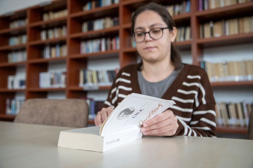 Yıllarca İŞKUR'lu olarak temizlik yaptığı okullara şimdi öğretmen olarak döndü! Elif Ağaç'ın KPSS azmi gururla sonuçlandı - Resim: 5
