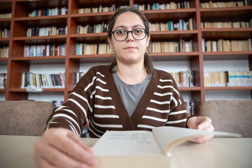 Yıllarca İŞKUR'lu olarak temizlik yaptığı okullara şimdi öğretmen olarak döndü! Elif Ağaç'ın KPSS azmi gururla sonuçlandı - Resim: 13