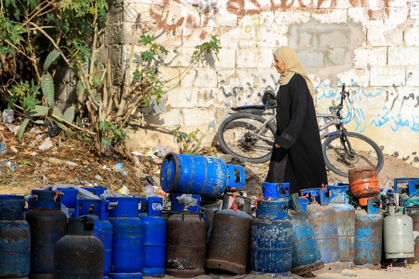 İsrail-Hamas ateşkesinden sonra Gazze'de tüp kuyruğu - Resim: 9