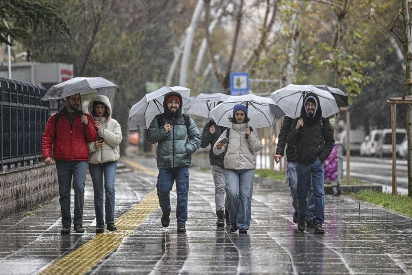 Ankara yağmur ve fırtınadan etkilendi, ortaya işte bu görüntüler çıktı - Resim: 13