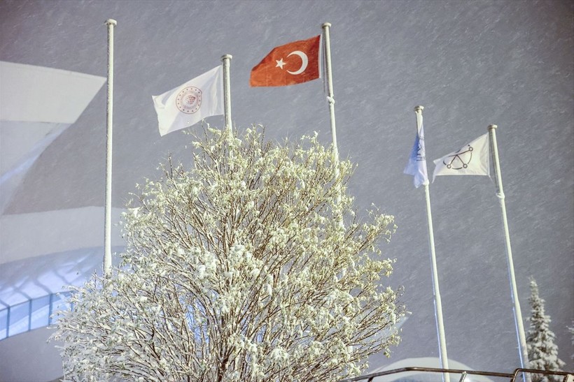 Başkent Ankara beyaz masalı yaşıyor! Yurt genelinden kar manzaraları ❄️☃️🧤 - Resim: 82