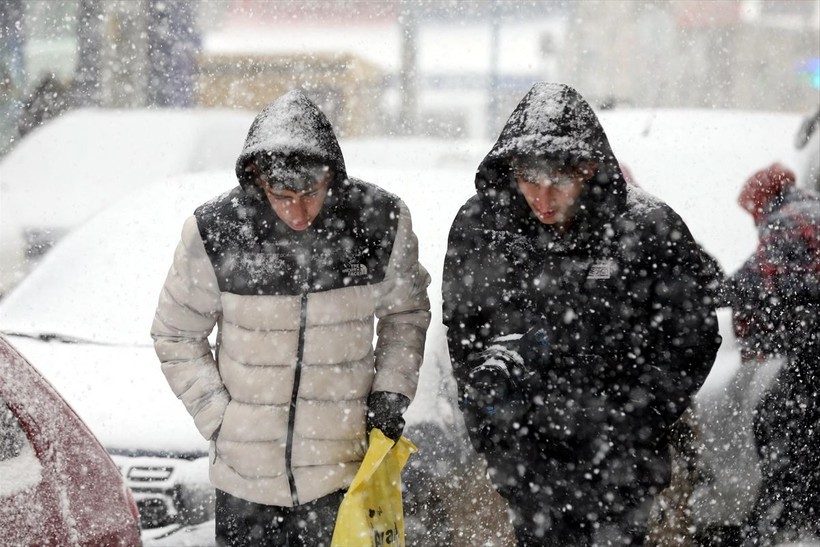 Başkent Ankara beyaz masalı yaşıyor! Yurt genelinden kar manzaraları ❄️☃️🧤 - Resim: 12