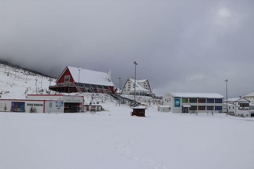 Başkent Ankara beyaz masalı yaşıyor! Yurt genelinden kar manzaraları ❄️☃️🧤 - Resim: 74