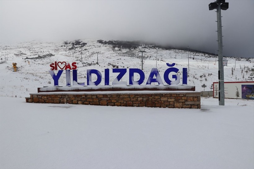 Başkent Ankara beyaz masalı yaşıyor! Yurt genelinden kar manzaraları ❄️☃️🧤 - Resim: 75
