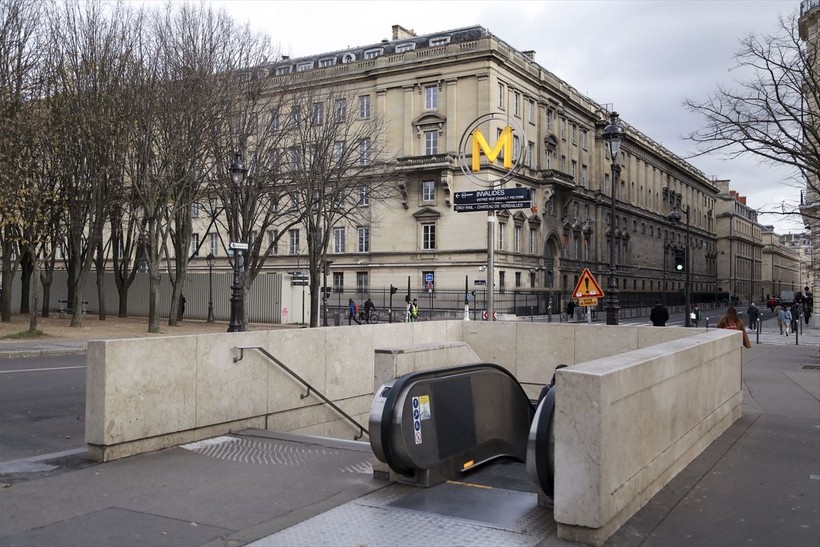 Paris'te 2024 Olimpiyat Oyunları öncesi fırsatçılık! Toplu taşıma bilet fiyatları iki; otel fiyatları on katına çıktı - Resim: 5