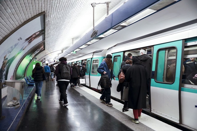 Paris'te 2024 Olimpiyat Oyunları öncesi fırsatçılık! Toplu taşıma bilet fiyatları iki; otel fiyatları on katına çıktı - Resim: 8