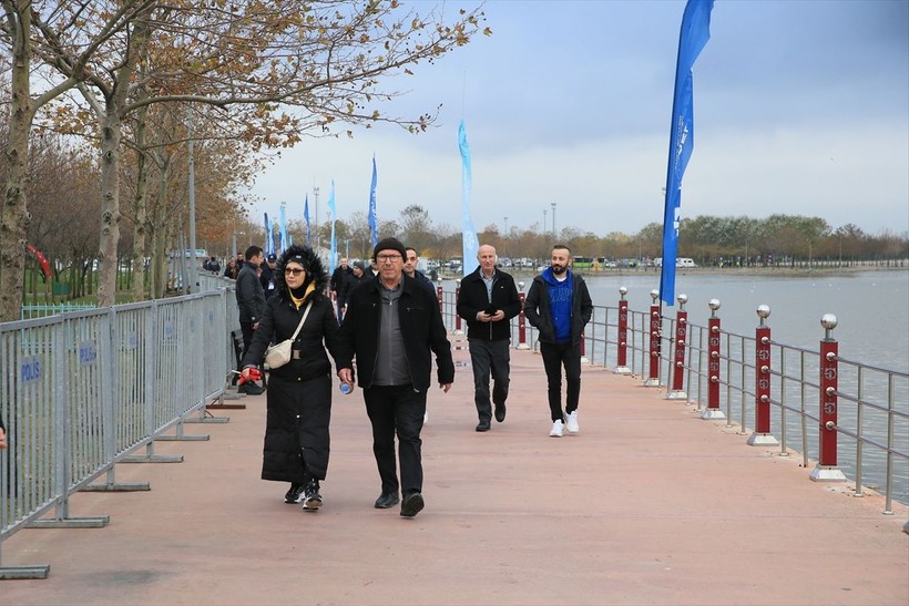 İzmitliler akın akın TCG Anadolu'yu ziyaret etti! - Resim: 1