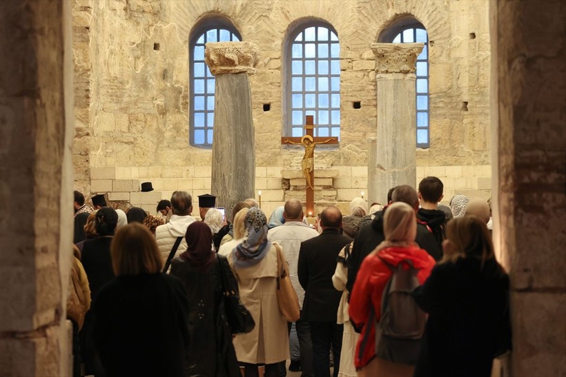 Antalya'da 'Noel Baba' için Kilise'de ayin düzenlendi - Resim: 10
